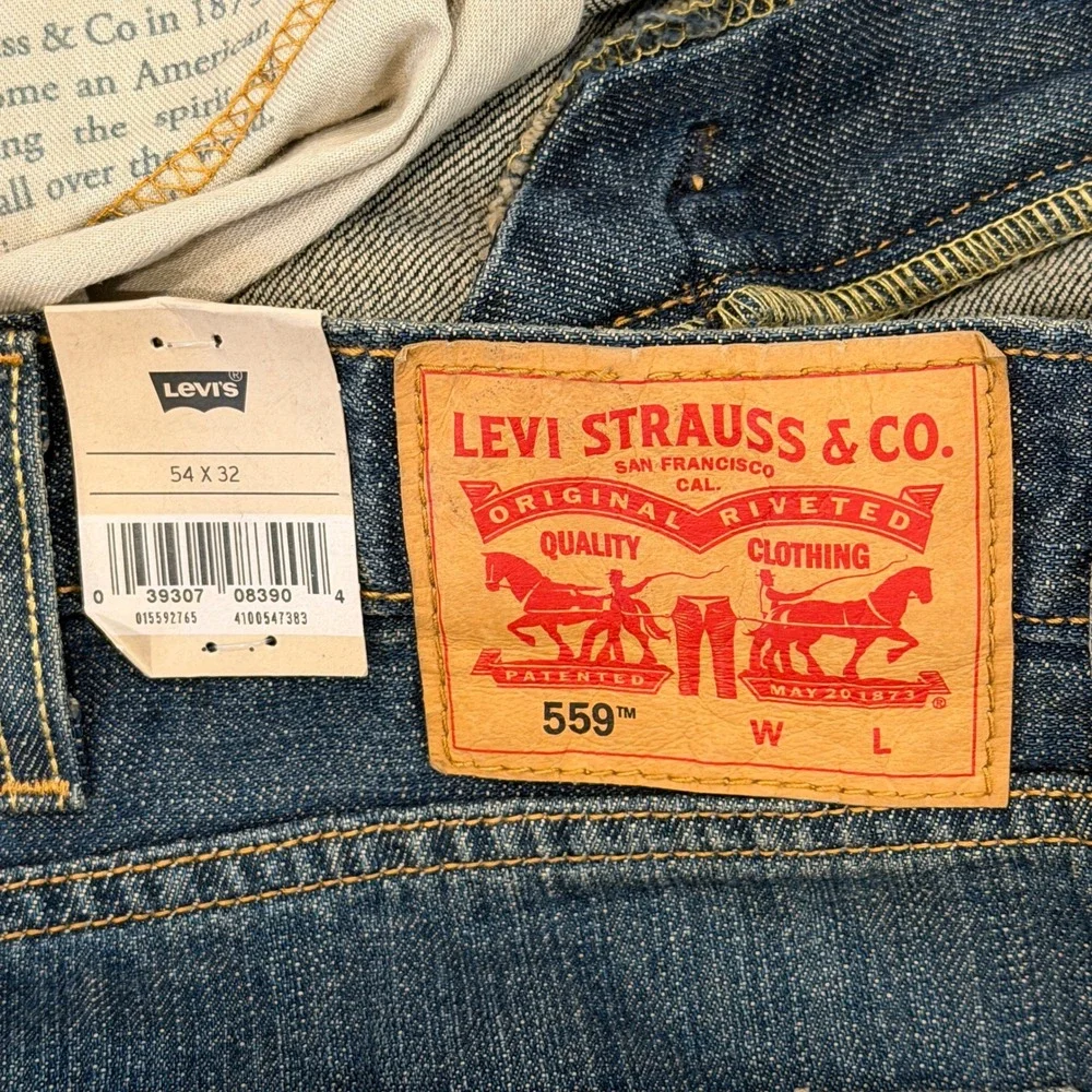 Levi's 559 Relaxed Straight Jeans Mens 54 x 32 Blue Big & Tall Denim **NEW**